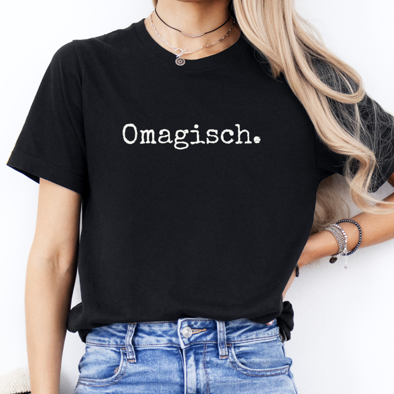 Gepersonaliseerd cadeau oma, Omagisch, eerste letters van kleinkinderen binnenkant, t-shirt van organisch katoen