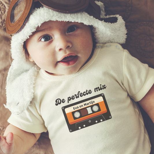 T-Shirt Perfecte Mix met Namen Ouders | Gepersonaliseerd Baby Kind