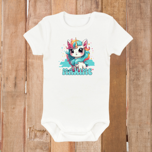 Unicorn, Eenhoorn, baby romper body van organisch katoen, rompertje met naam, gepersonaliseerd babycadeau, gepersonaliseerd cadeau baby, blauw, roze