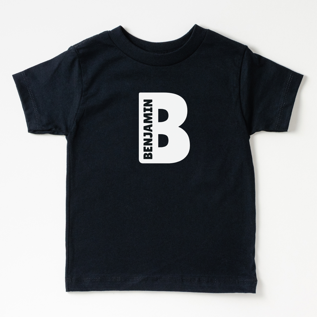 Gepersonaliseerd T-Shirt met Naam & Initiaal – Matching Familie- & Vriendenset