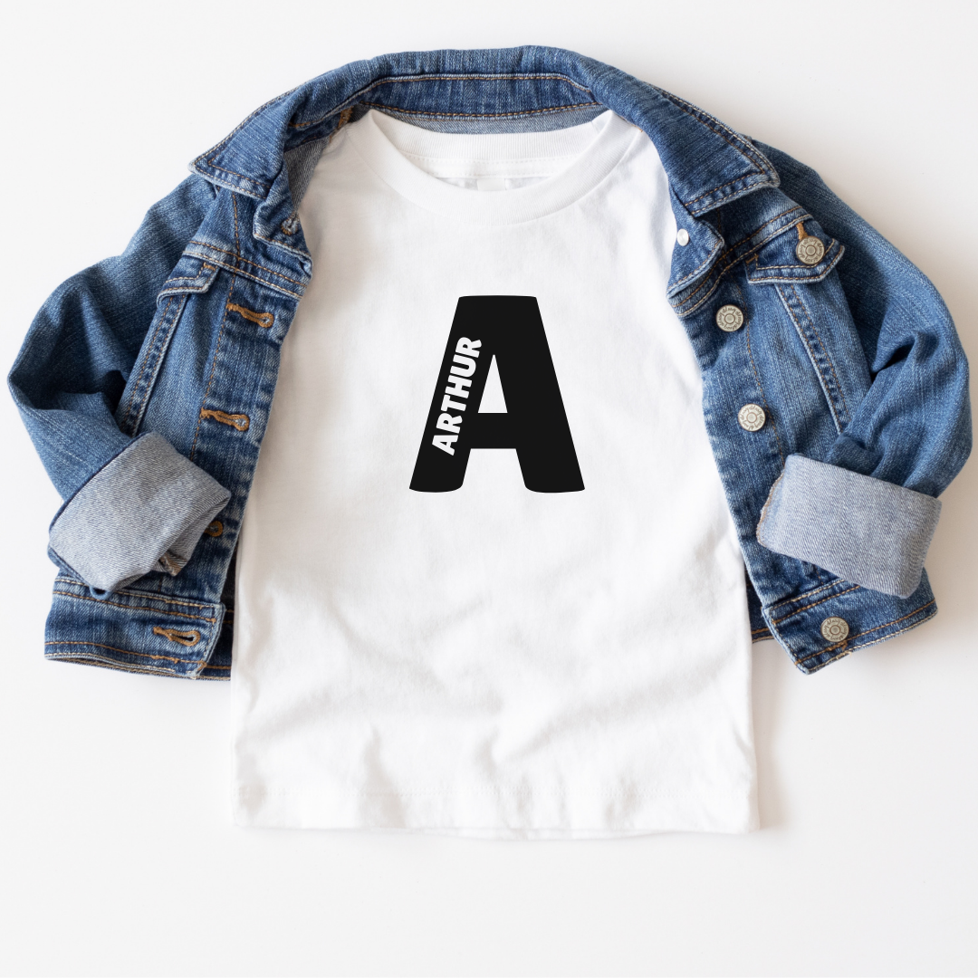 Gepersonaliseerd T-Shirt met Naam & Initiaal – Matching Familie- & Vriendenset